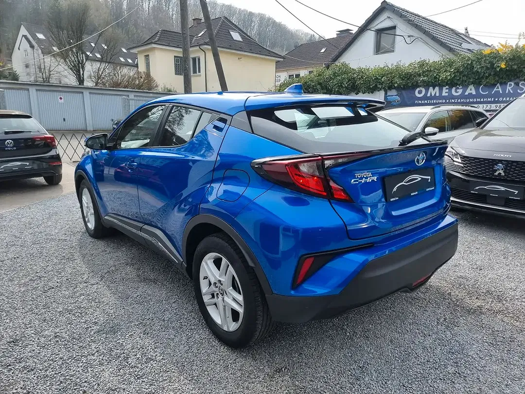 Toyota C-HR AUT Hybrid - Thumbnail 9