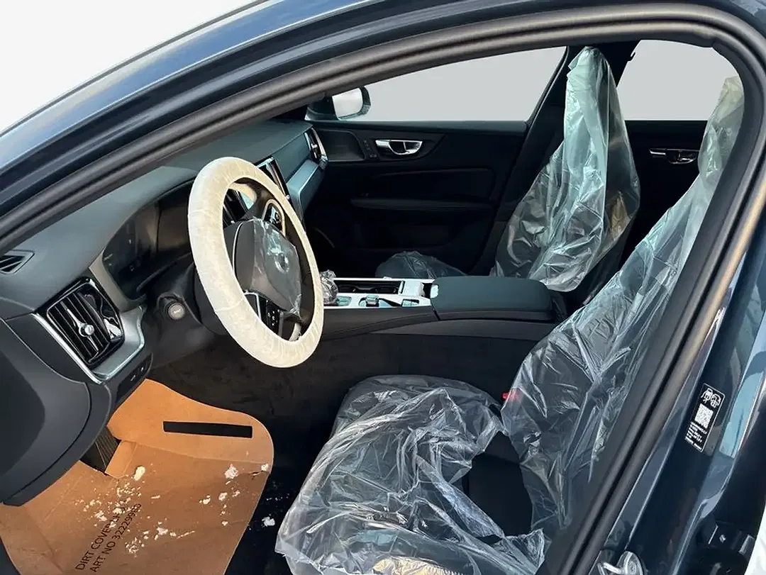 Volvo V60 T6 PHEV Hybrid AWD Plus Dark - Thumbnail 9