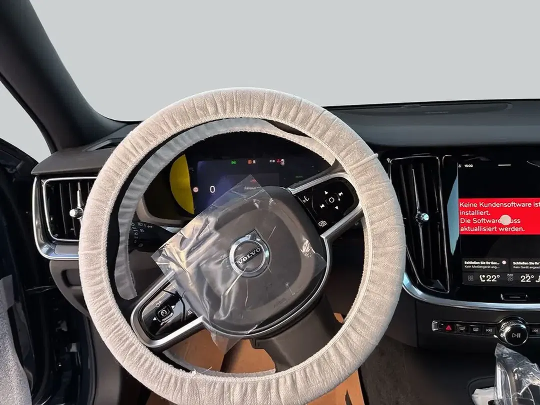 Volvo V60 T6 PHEV Hybrid AWD Plus Dark - Thumbnail 13