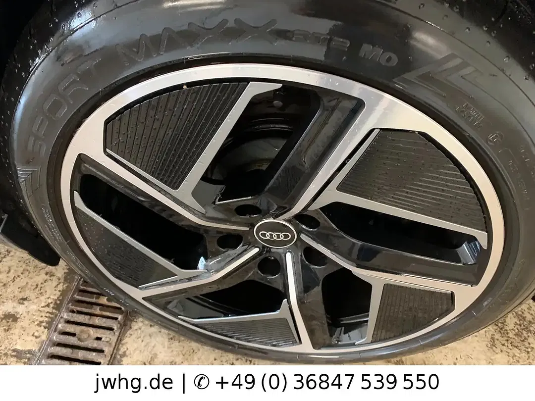 Audi e-tron GT quattro - Thumbnail 10