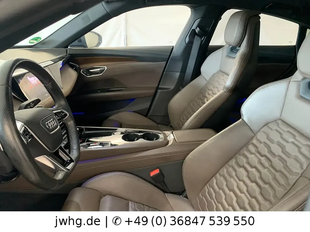 Audi e-tron GT quattro - Thumbnail 12