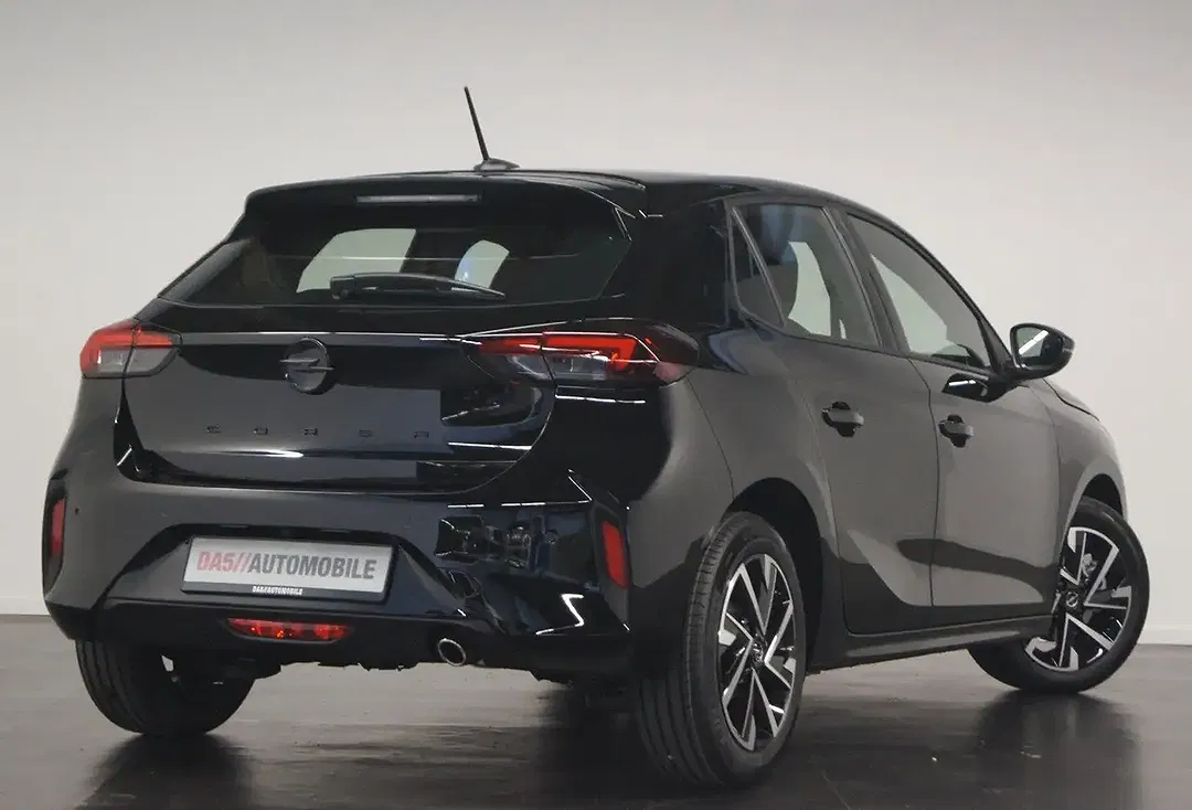 Opel Corsa GS - Thumbnail 13