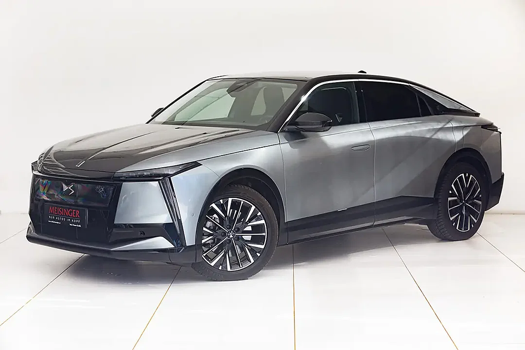 DS Automobiles N°8 - Afbeelding 1