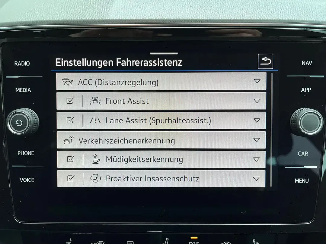 Volkswagen Passat Variant 2.0 TDI DSG Business - Thumbnail 9