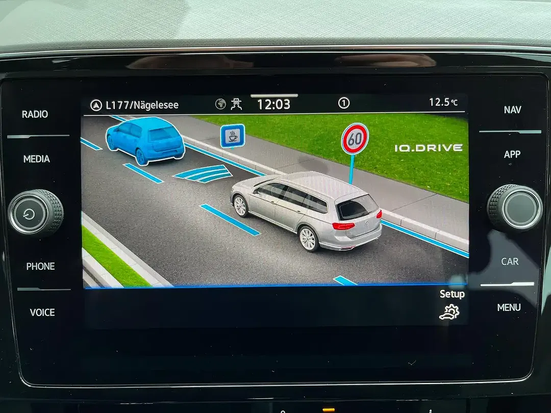 Volkswagen Passat Variant 2.0 TDI DSG Business - Thumbnail 8