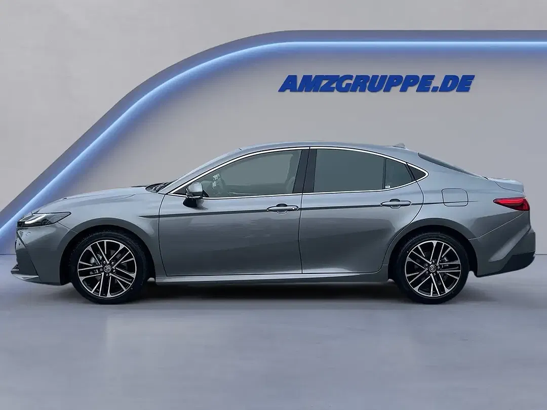 Toyota Camry Hybrid Executive - foto 1