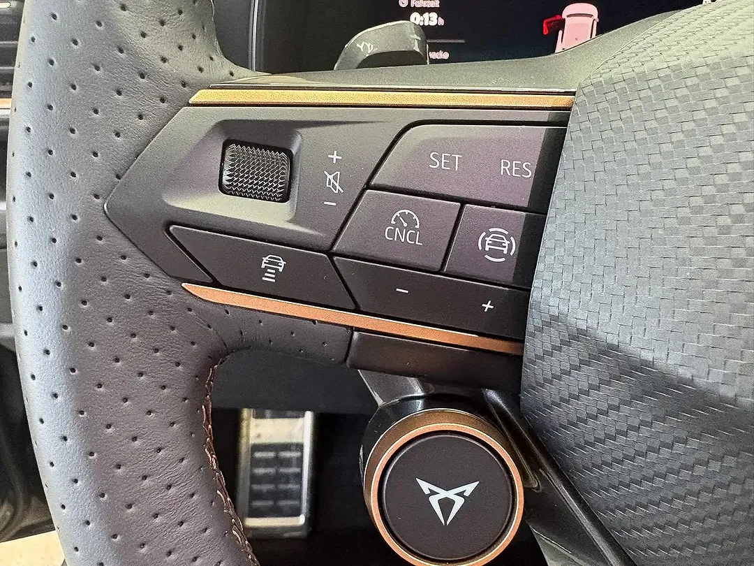 CUPRA Leon 1.5 eTSI DSG - Thumbnail 14