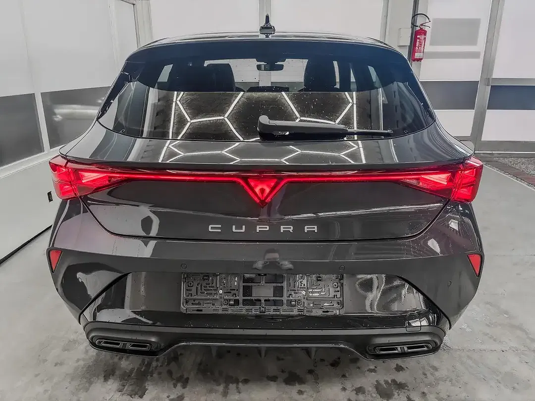 CUPRA Leon 1.5 eTSI DSG - Thumbnail 6