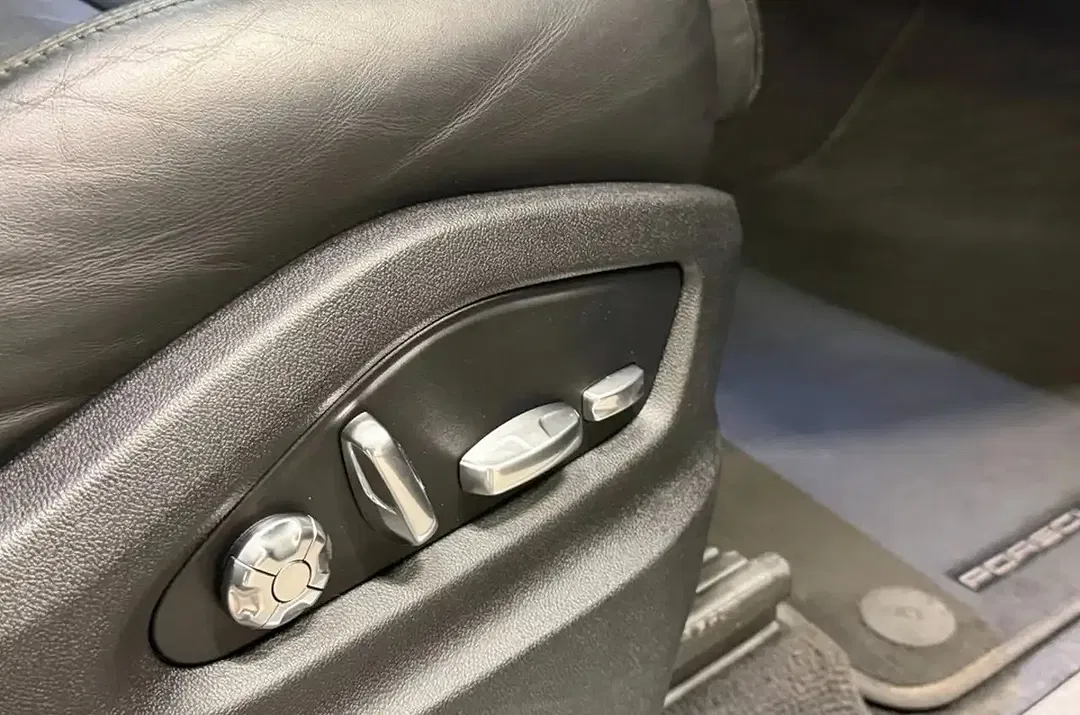 Porsche Cayenne E-Hybrid - Thumbnail 12