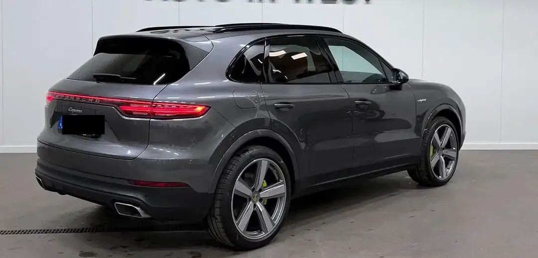 Porsche Cayenne E-Hybrid - Thumbnail 9