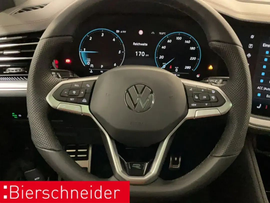 Volkswagen Touareg 3.0 TDI R-Line Black - Thumbnail 9