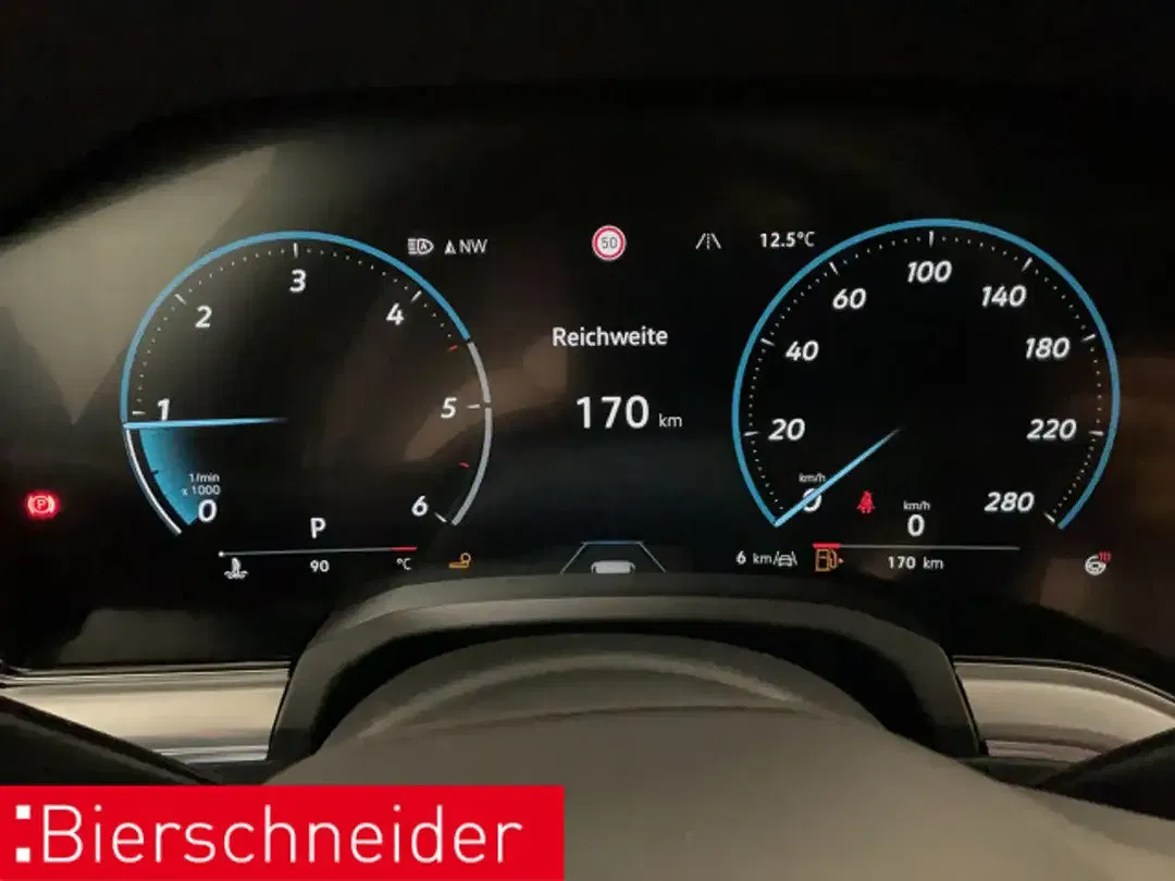 Volkswagen Touareg 3.0 TDI R-Line Black - Thumbnail 12