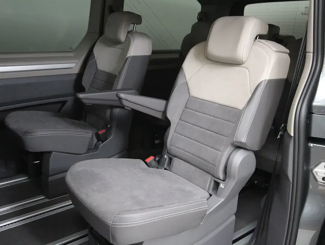 Volkswagen T7 Multivan eHybrid 4Motion Edition - Thumbnail 12