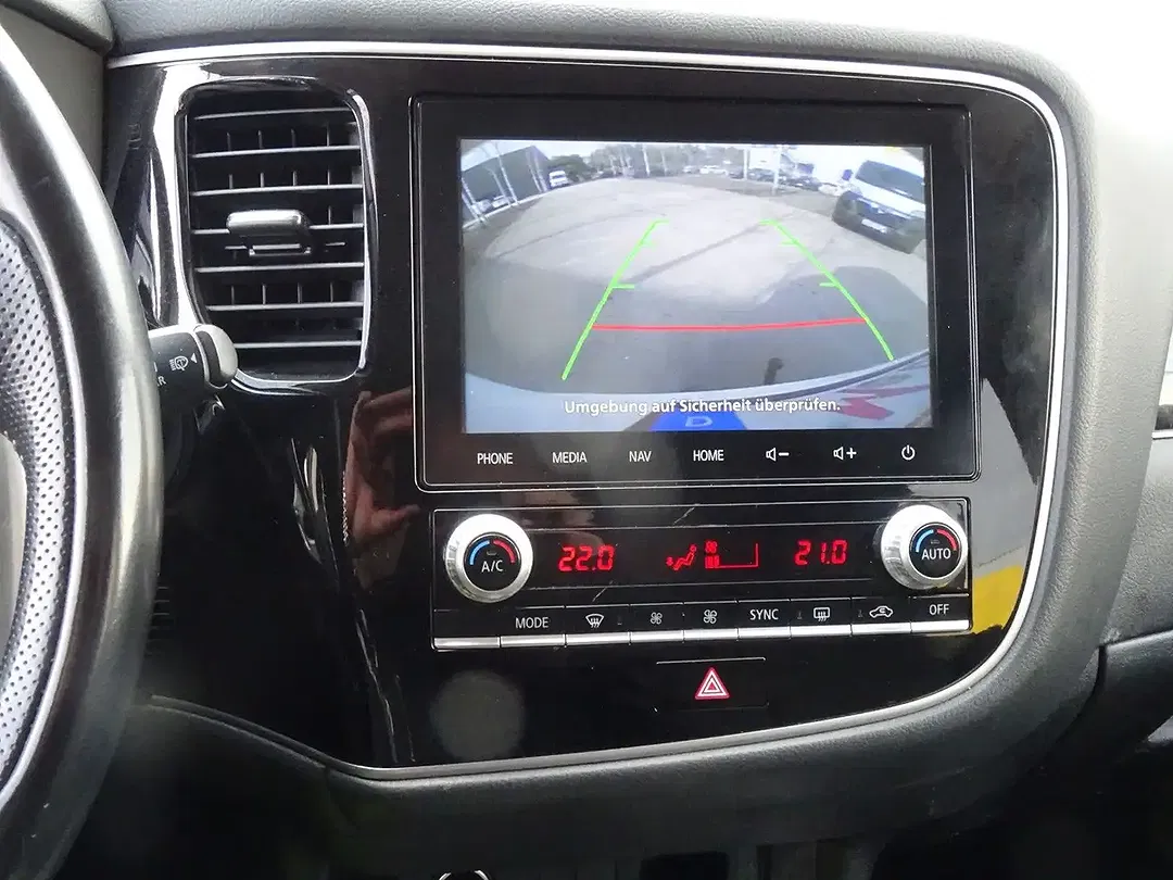 Mitsubishi Outlander PHEV Hybrid Basis Spirit - Thumbnail 5