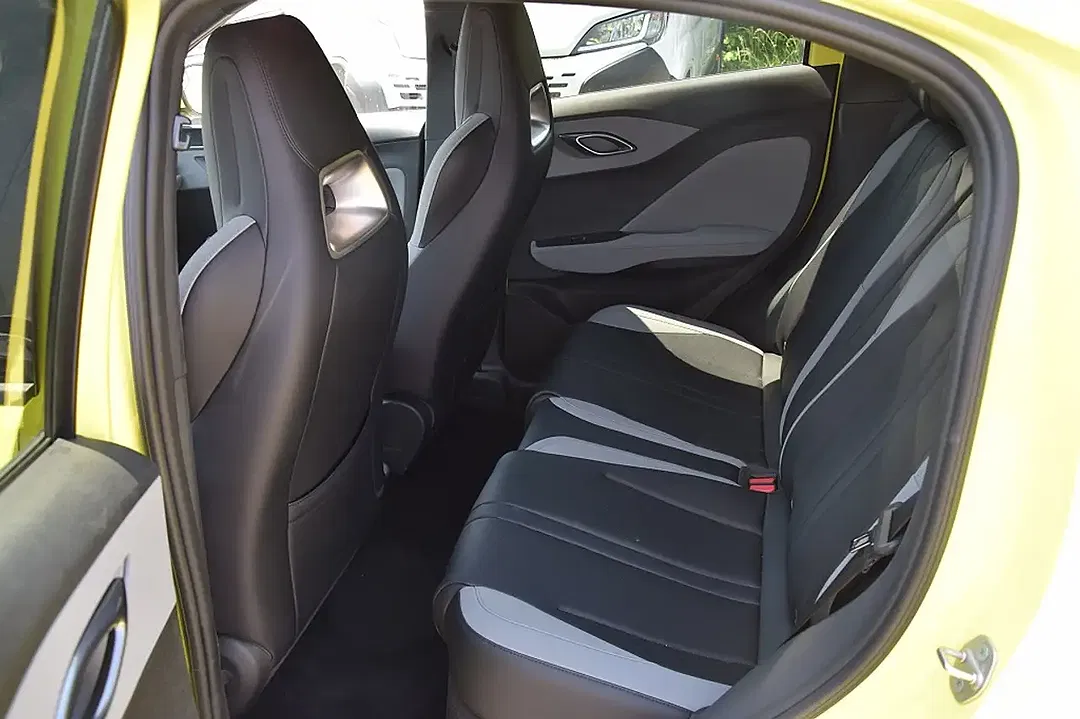 BYD Dolphin Surf 43.2 kWh Comfort - Thumbnail 9
