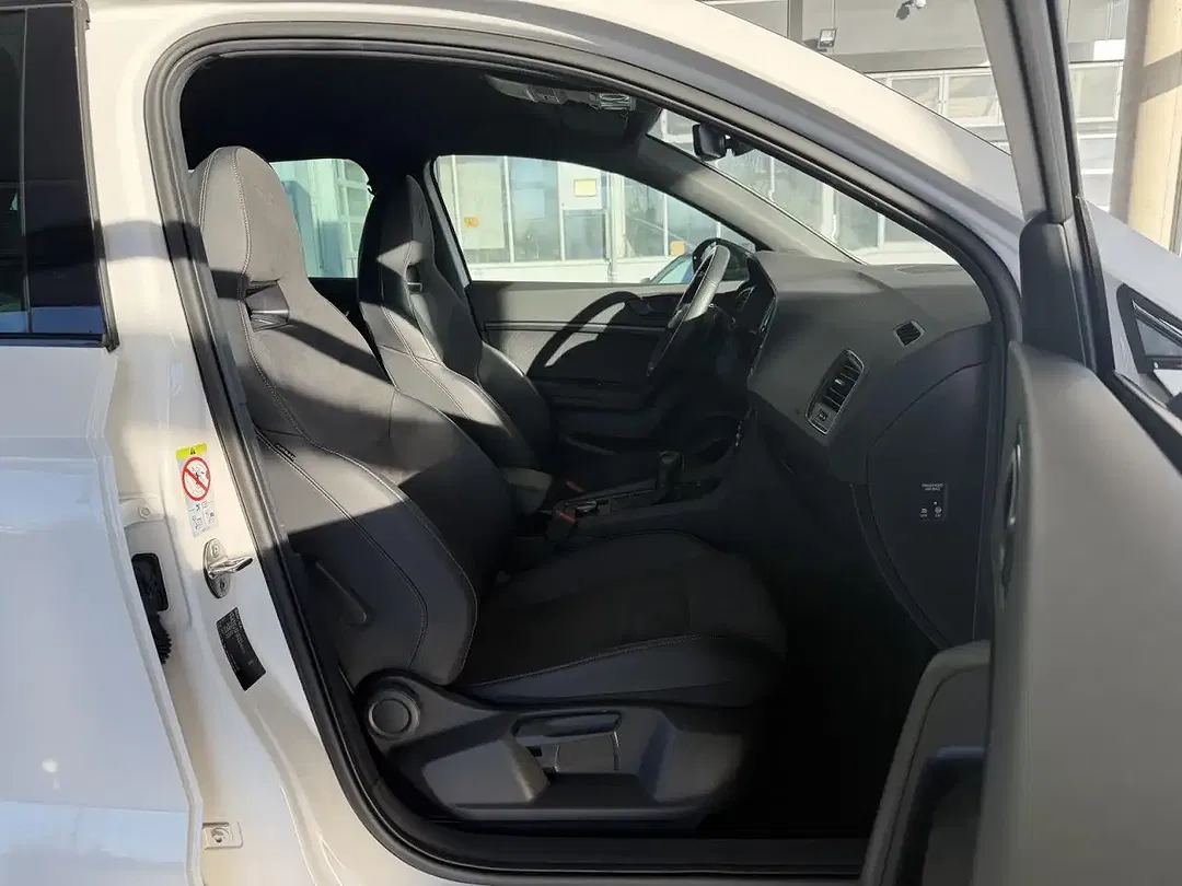 CUPRA Ateca 2.0 TSI DSG 4Drive VZ - Thumbnail 11