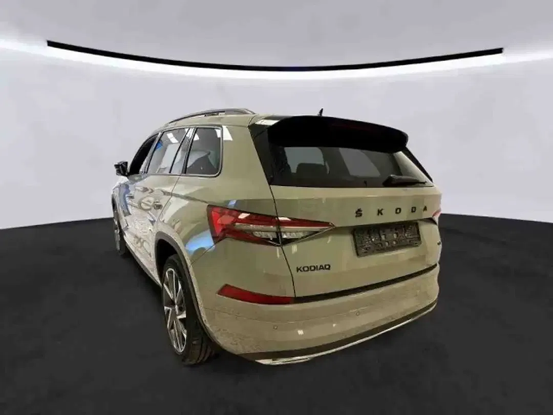 Skoda Kodiaq 2.0 TDI DSG 4x4 Sportline - Thumbnail 2