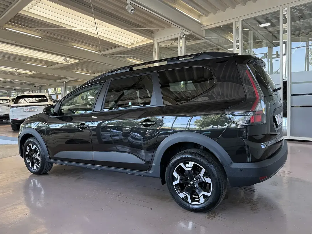 Dacia Jogger TCe Journey - Thumbnail 4