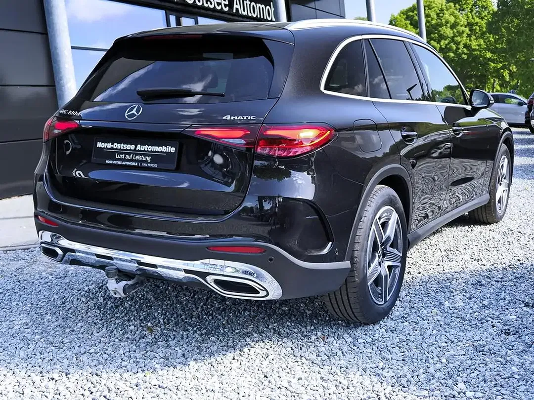 Mercedes-Benz GLC 300 4MATIC AMG MBUX - Thumbnail 6