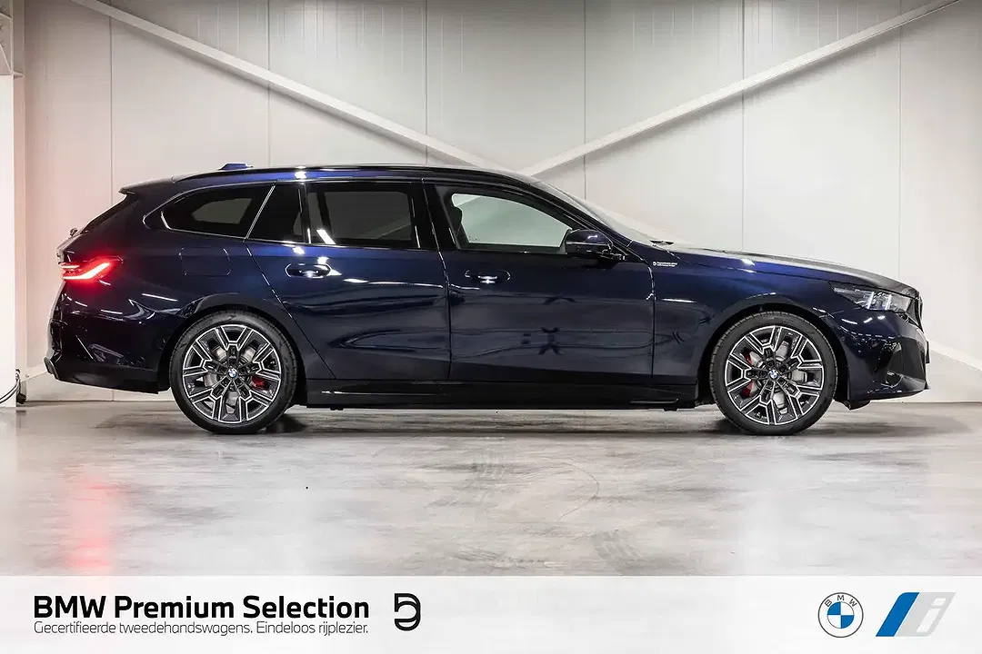 BMW 530 Touring M Sport Pro - Thumbnail 3