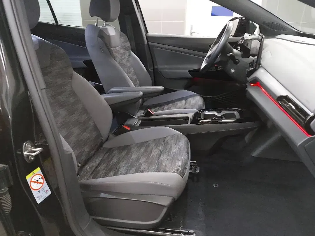 Volkswagen ID.4 Pro Performance - foto 14