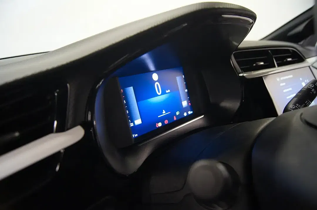 Opel Corsa GS - Thumbnail 6