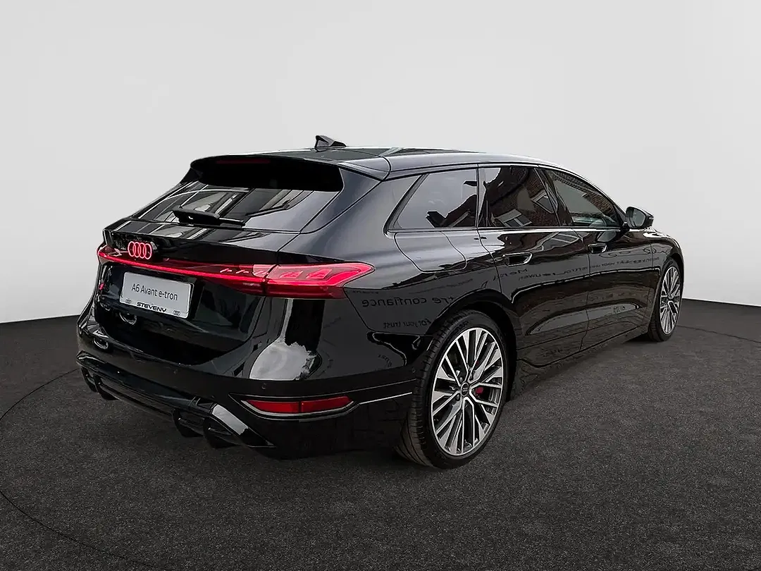 Audi S6 e-tron Avant - foto 2