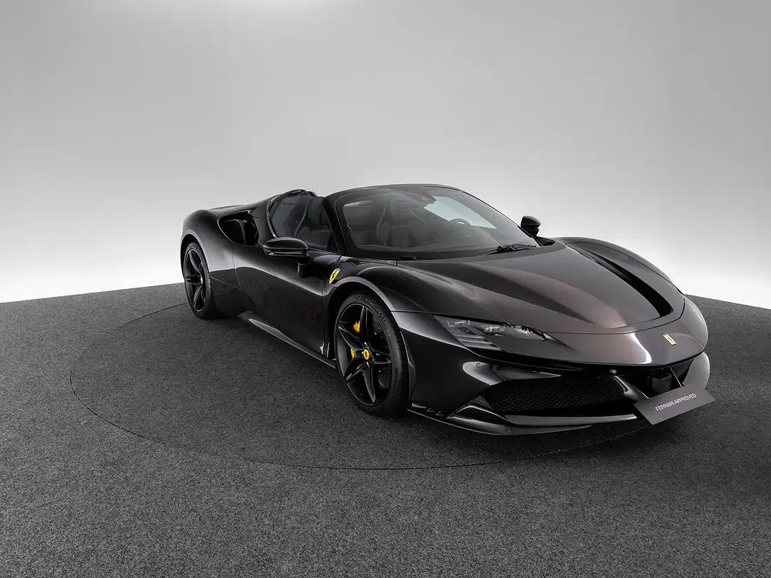 Ferrari SF90 Spider - Thumbnail 5