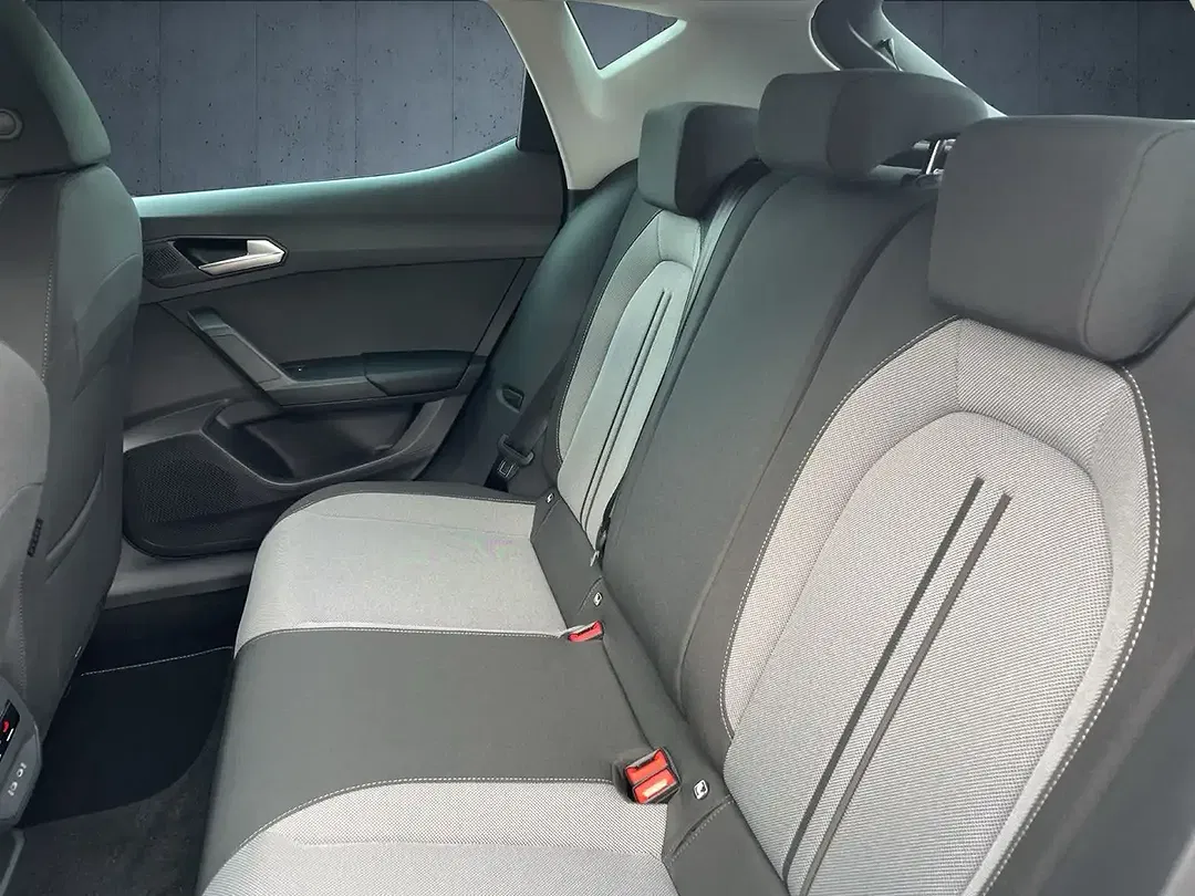 SEAT Leon 1.5 eTSI Road Edition - Thumbnail 15