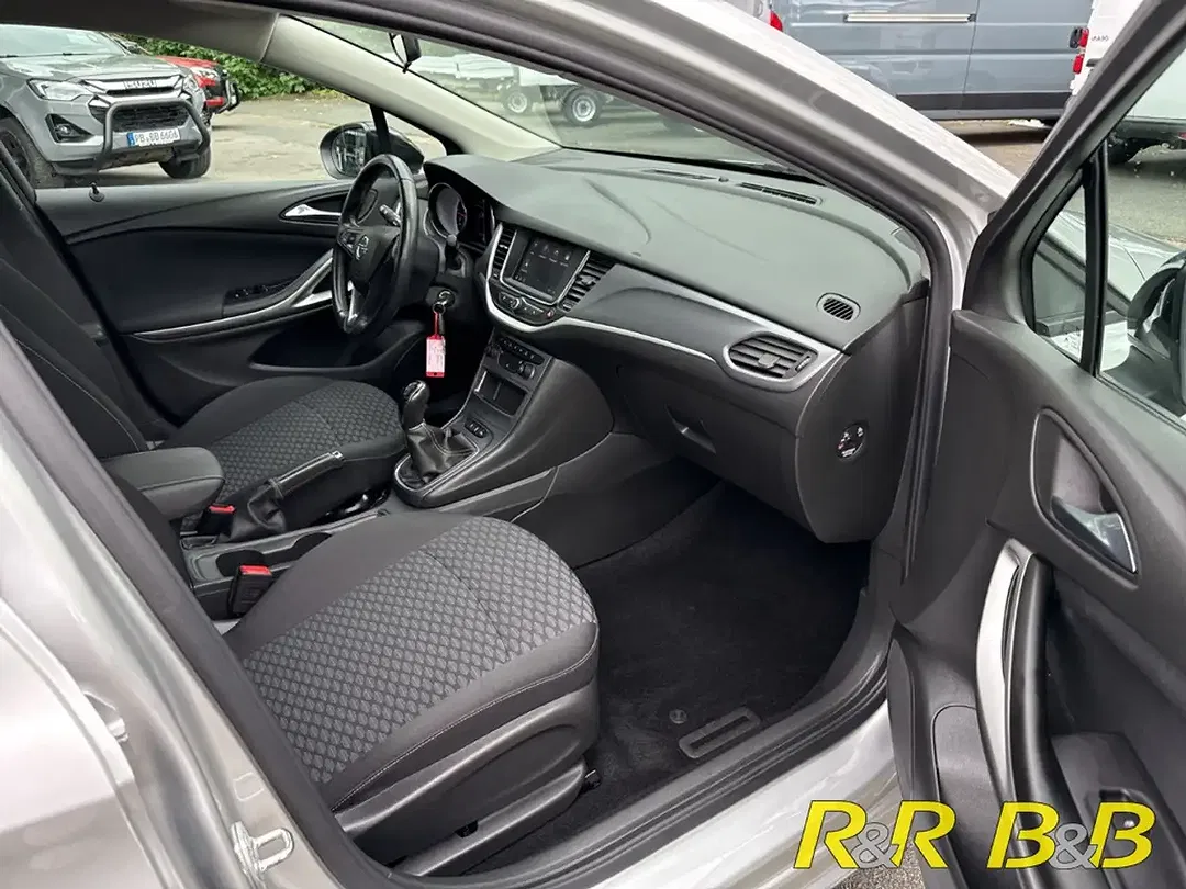 Opel Astra 1.2 Turbo Edition - Thumbnail 9
