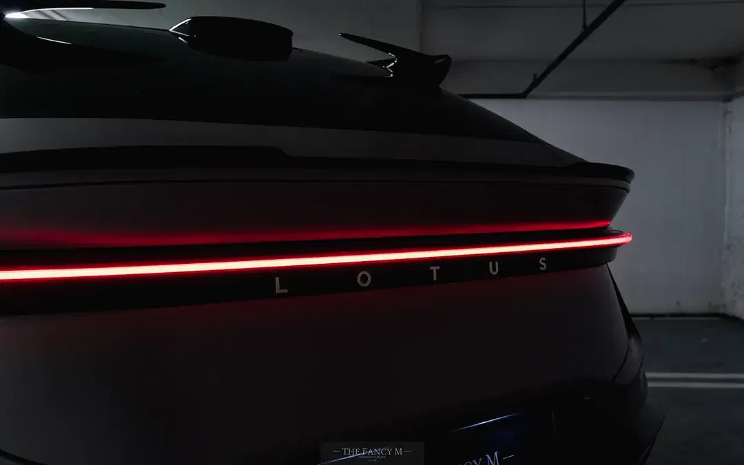 Lotus Eletre R - Thumbnail 12