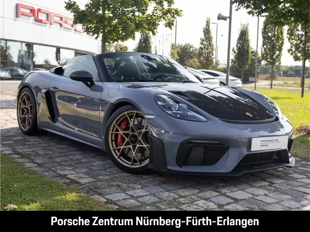 Porsche 718 Spyder RS - Thumbnail 14