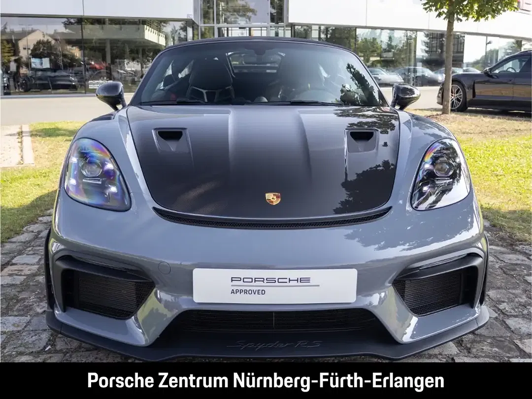 Porsche 718 Spyder RS - Thumbnail 8