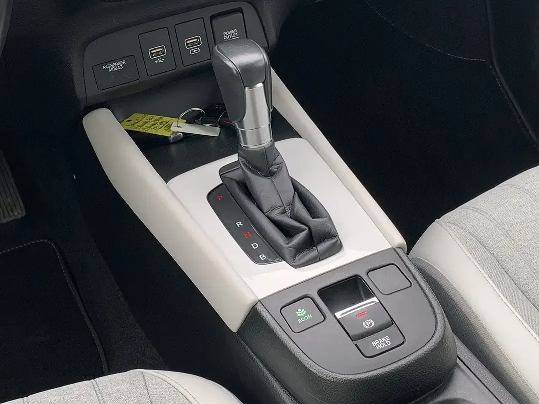 Honda Jazz 1.5 i-MMD Hybrid Executive - Thumbnail 13