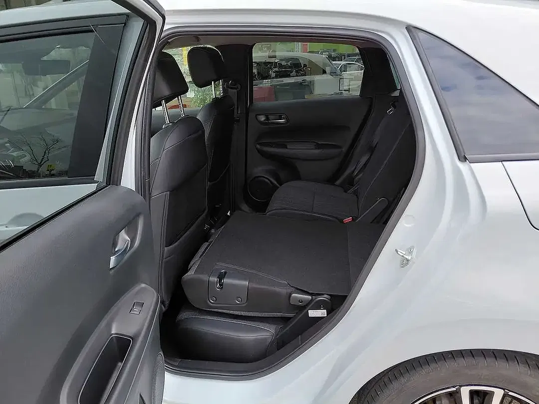 Honda Jazz 1.5 Hybrid e:HEV i-MMD Advance - Thumbnail 11