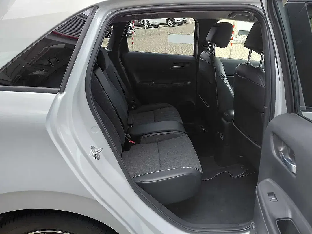 Honda Jazz 1.5 Hybrid e:HEV i-MMD Advance - Thumbnail 4