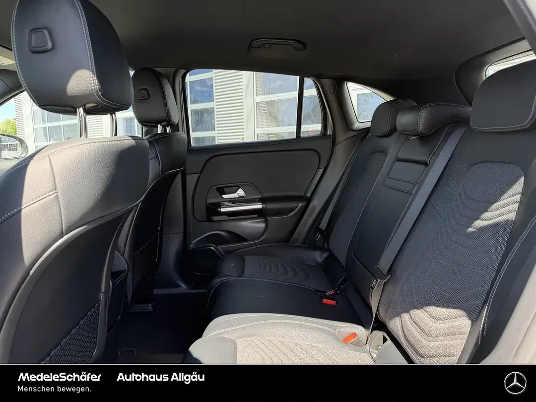 Mercedes-Benz EQA 300 4MATIC Progressive - Thumbnail 9