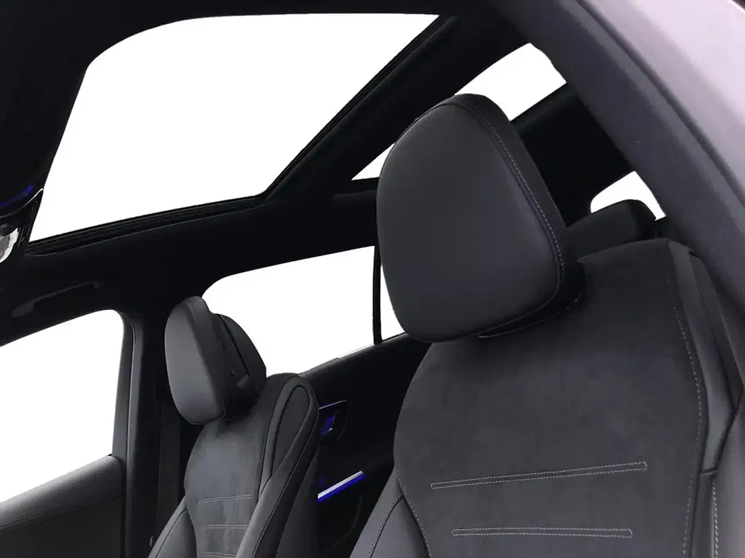 Mercedes-Benz C 300 AMG MBUX Burmester Night - Thumbnail 13