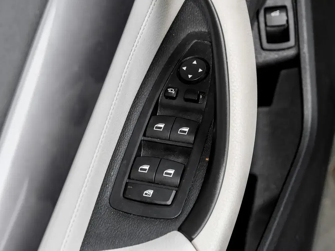 BMW X1 xDrive xLine - Thumbnail 17