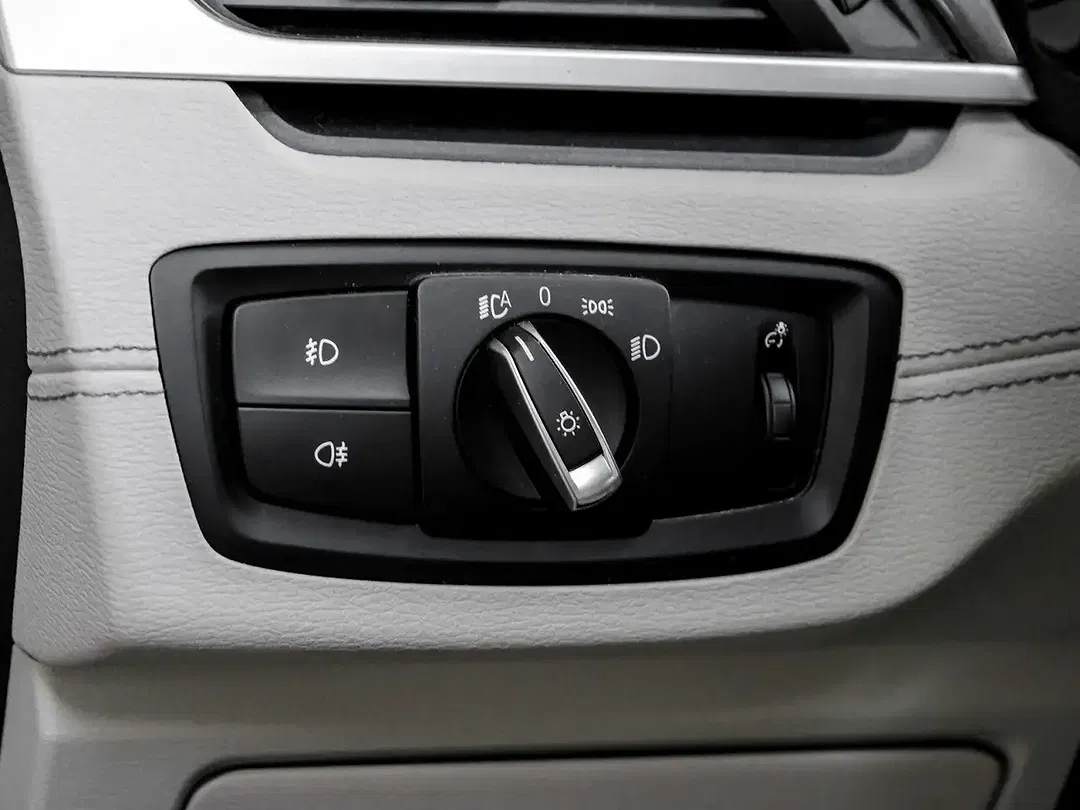 BMW X1 xDrive xLine - Thumbnail 18
