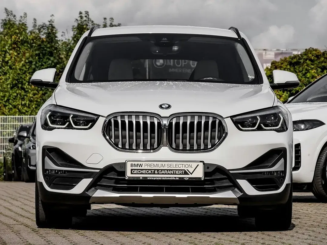 BMW X1 xDrive xLine - Thumbnail 3