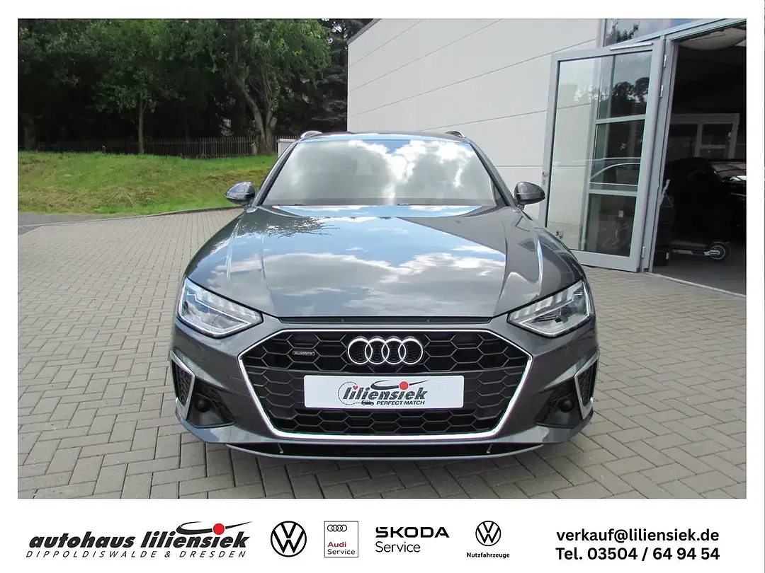 Audi A4 40 TFSI S tronic quattro Avant S line - Thumbnail 4