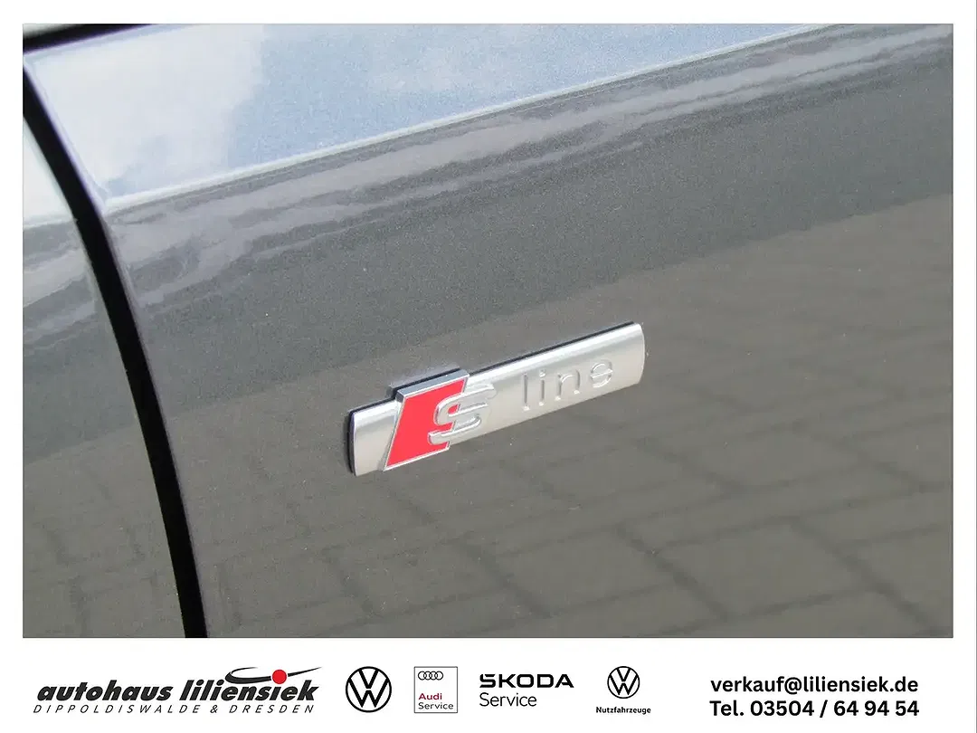 Audi A4 40 TFSI S tronic quattro Avant S line - Thumbnail 6