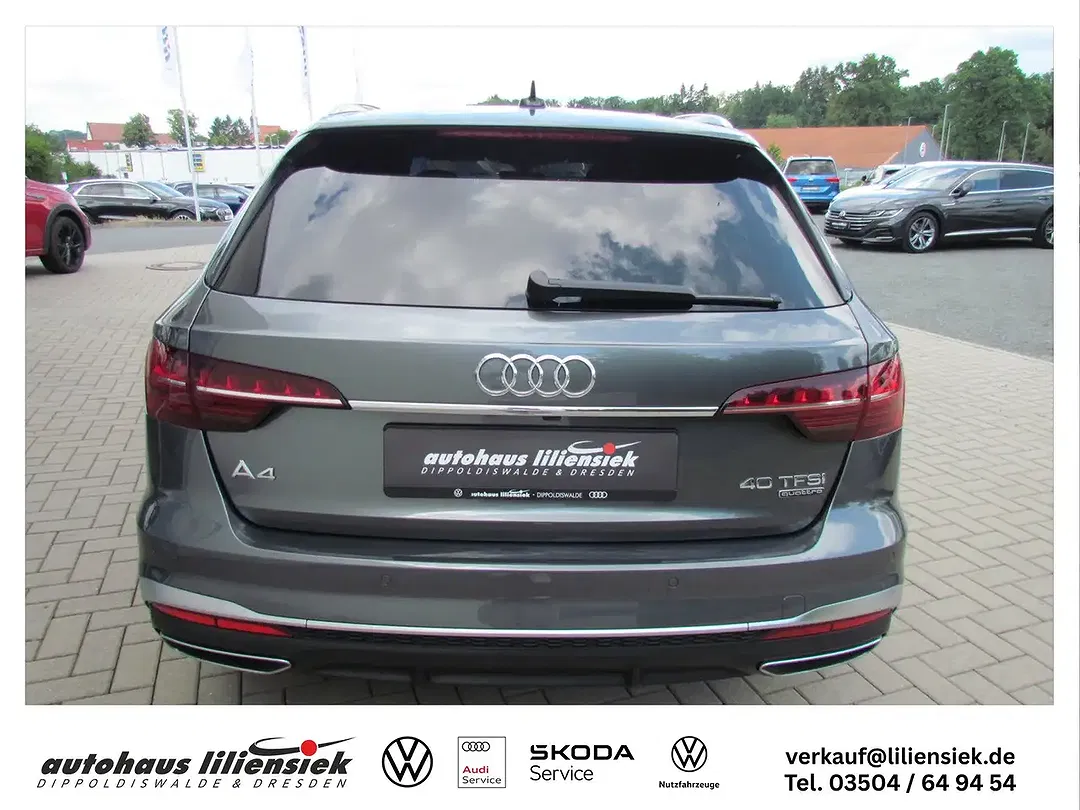 Audi A4 40 TFSI S tronic quattro Avant S line - Thumbnail 8