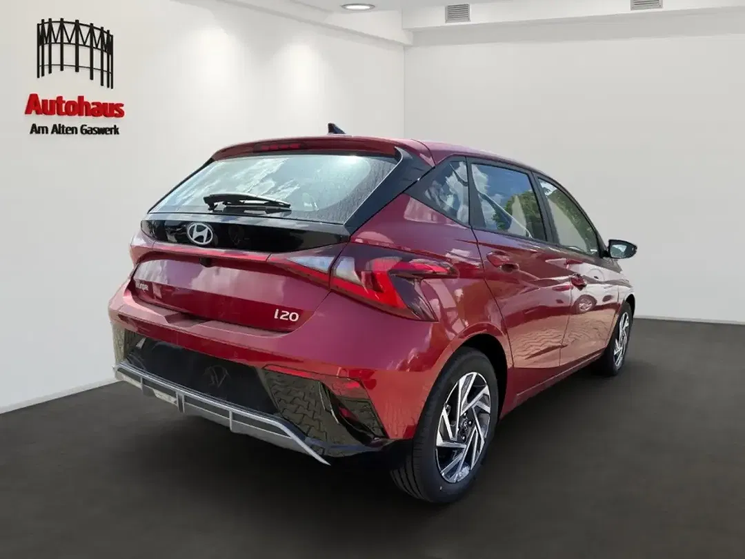 Hyundai i20 Trend - Thumbnail 3