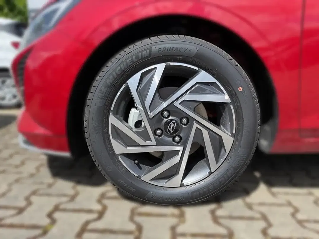Hyundai i20 Trend - Thumbnail 6