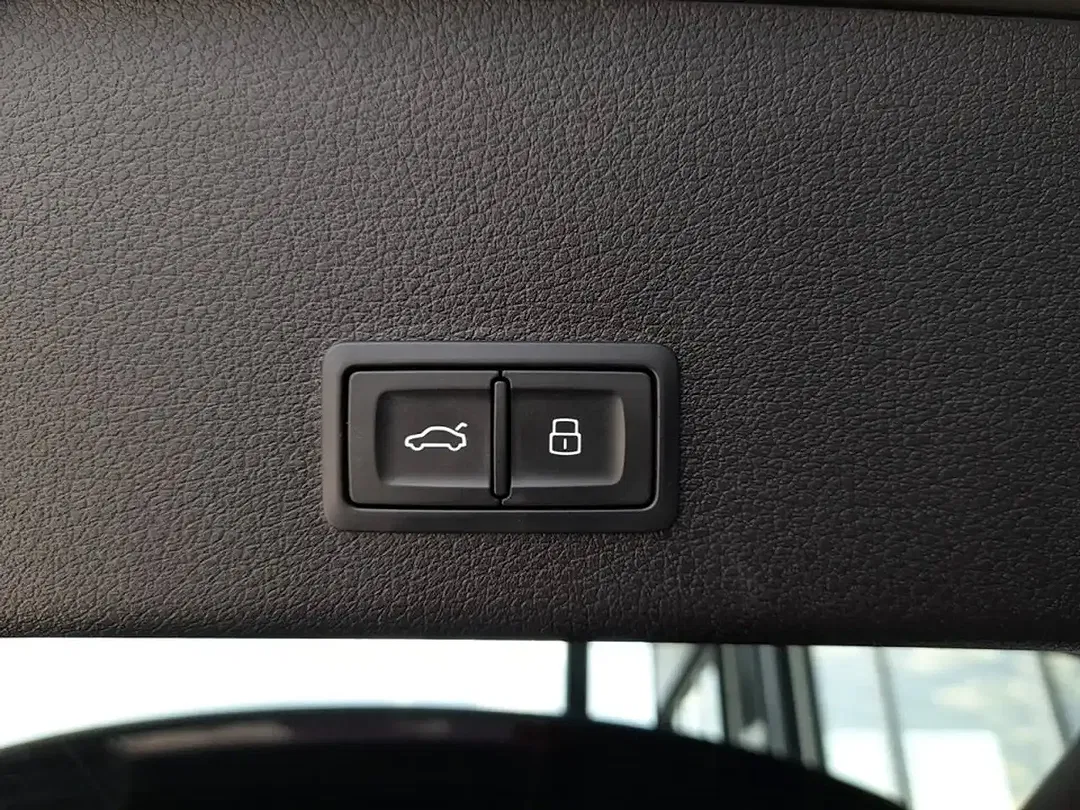 Audi e-tron 55 quattro Matrix LED S line Black Edition - Thumbnail 19