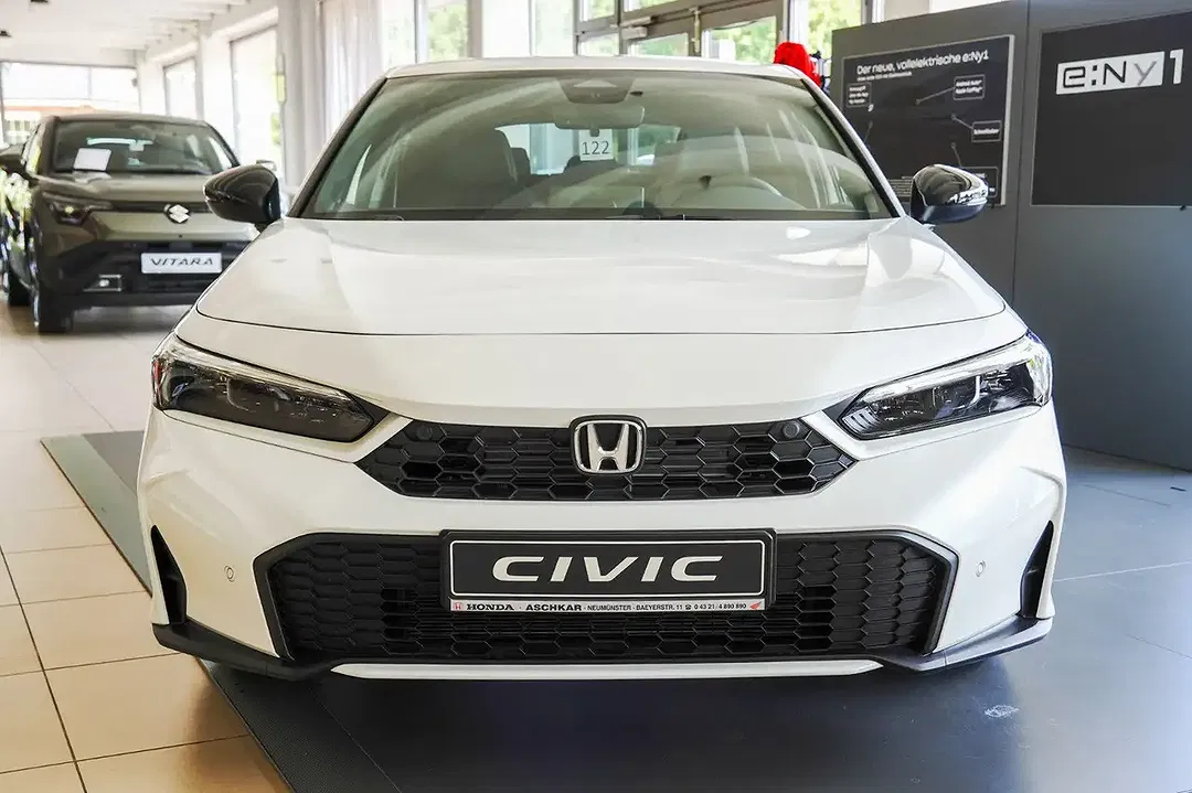 Honda Civic 2.0 e:HEV i-MMD Hybrid Sport - foto 2