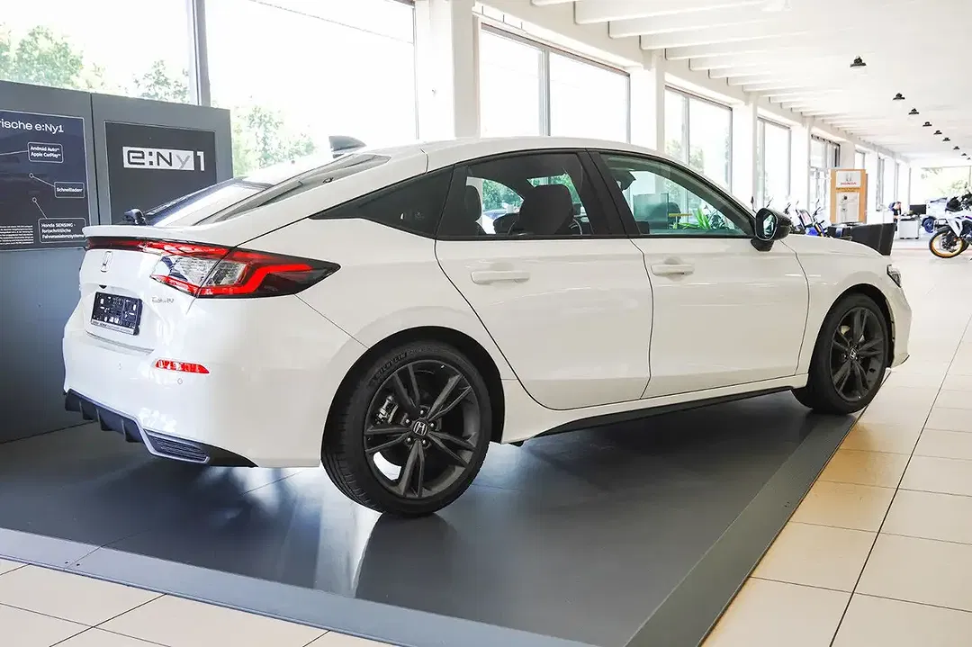 Honda Civic 2.0 e:HEV i-MMD Hybrid Sport - Thumbnail 6