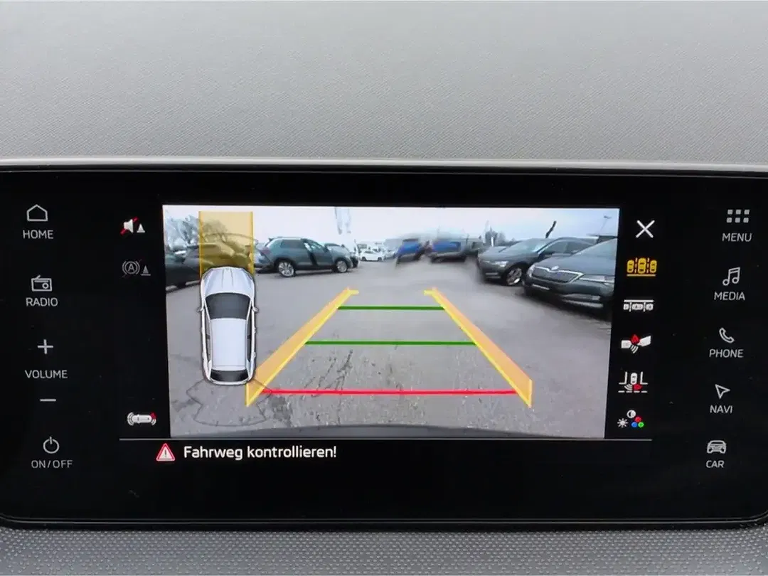 Skoda Fabia TSI Tour - Thumbnail 12